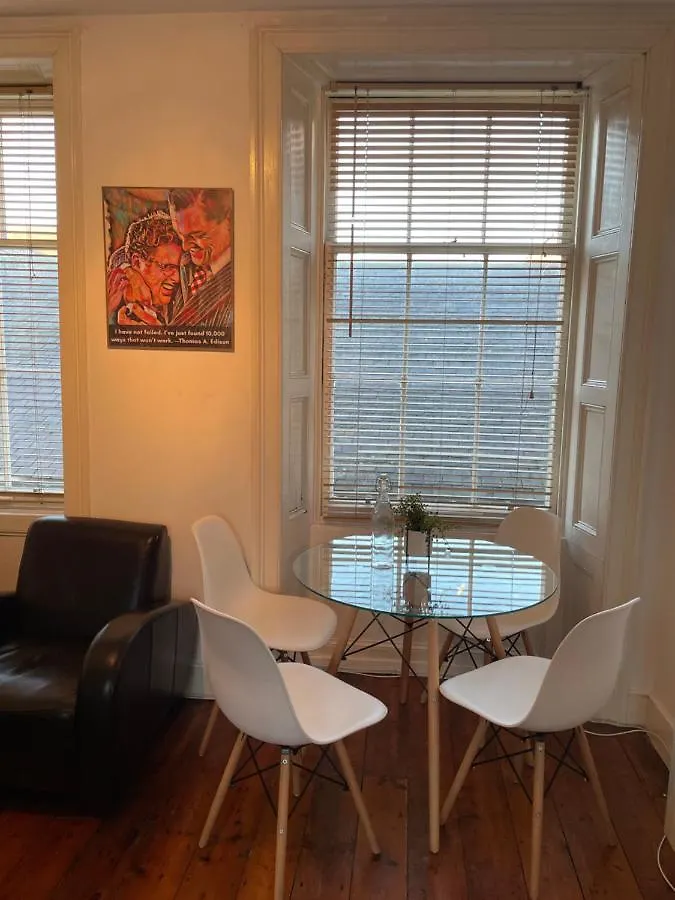 Wall St Flat By Hnfc Stays - Netflix & Popcorn Newcastle-upon-Tyne 0*,  Storbritannien
